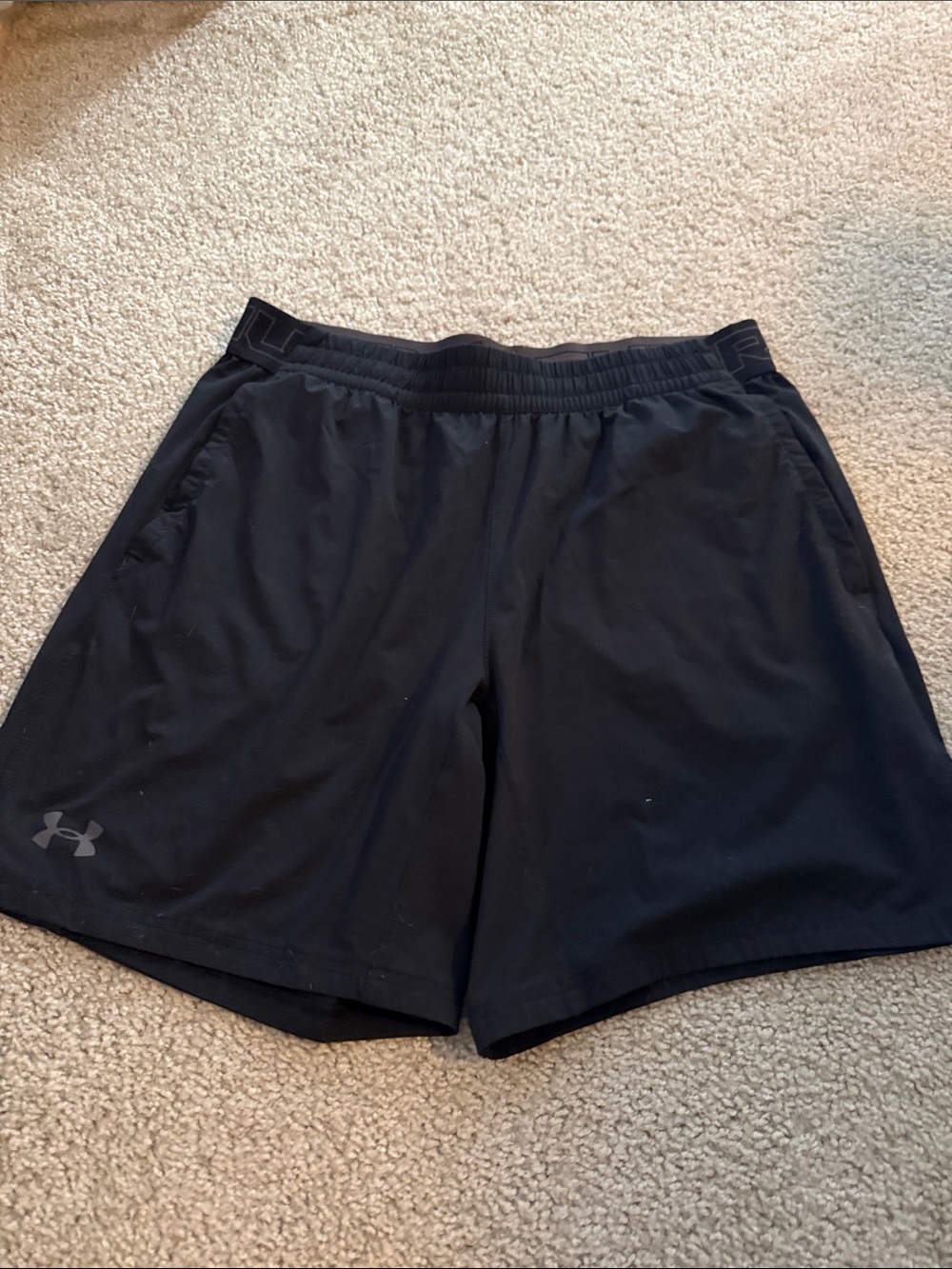 Under Armour Men's Black Athletic Training Shorts